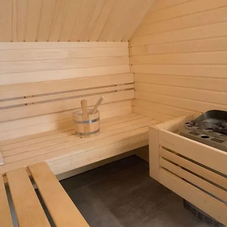 Hoppetosse Comfortable Dom wakacyjny Schonberger Strand